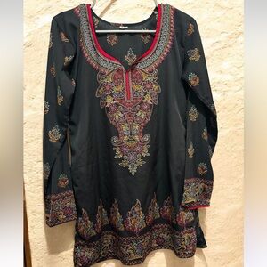Chic Black Embroidered Tunic Top